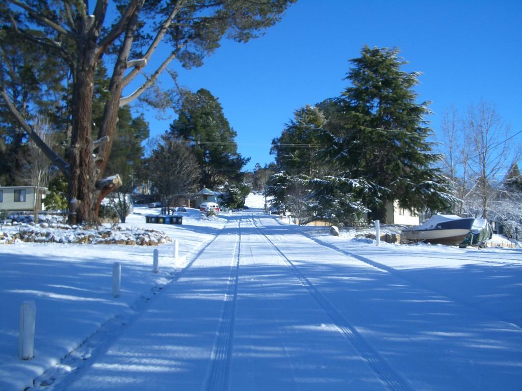 Rainbow Pines Tourist Caravan Park Adaminaby Exterior foto