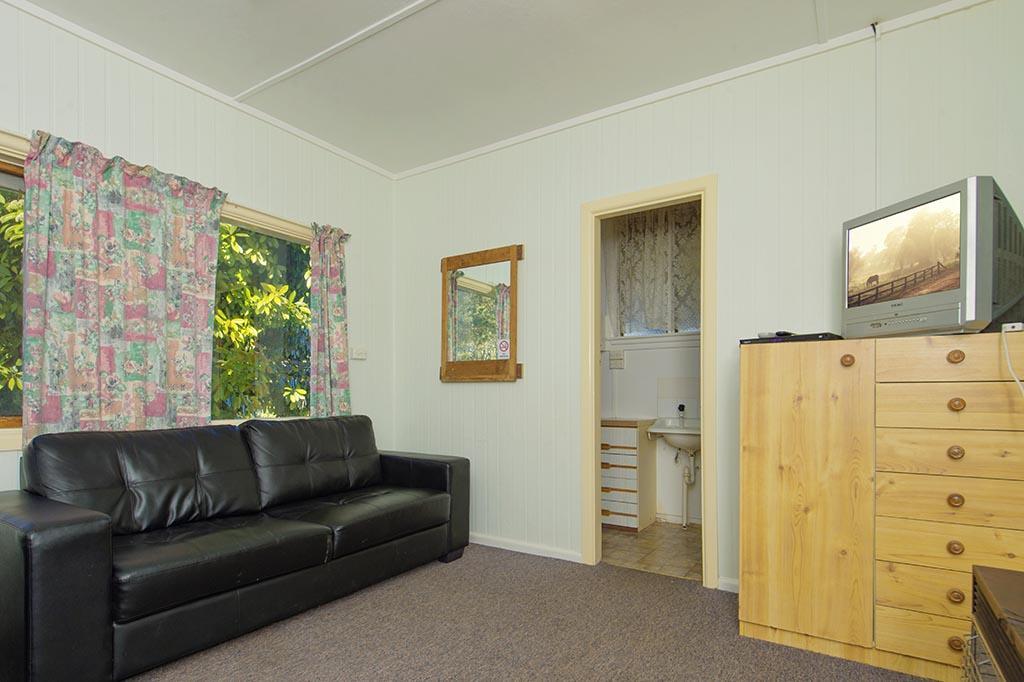 Rainbow Pines Tourist Caravan Park Adaminaby Exterior foto